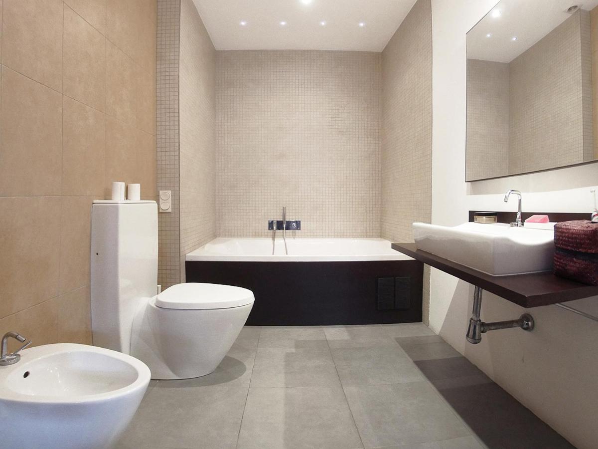 Vip House Rentals, Entire Apartment In Malaga Old Town エクステリア 写真